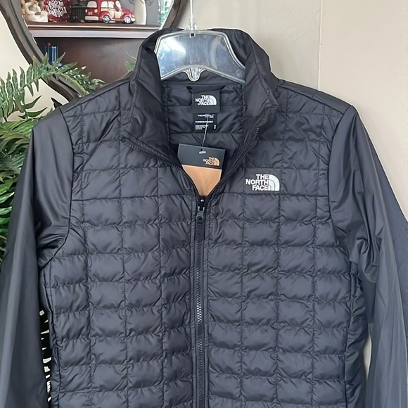 Brand New The North Face Thermoball Eco Down Insulated Black Zippered Jacket - Picture 4 of 15